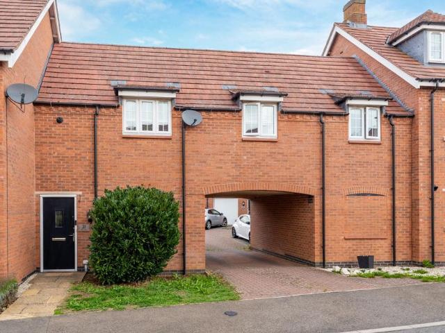 Flat for sale in Kibworth, Harborough