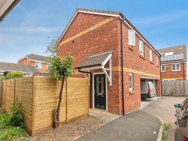 Flat for sale in Firepool, Taunton