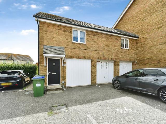 Flat for sale in Peacehaven, Iford