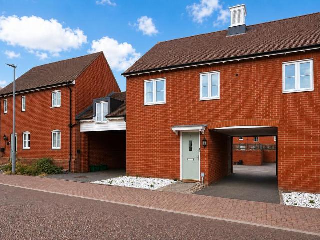 Flat for sale in Fordham Heath, Essex