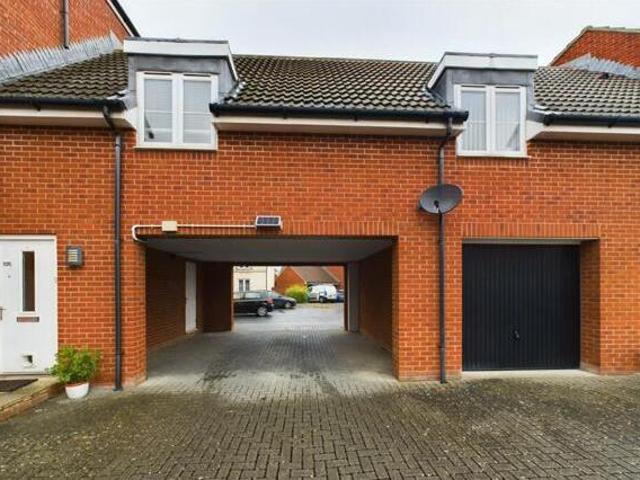 House for sale in Gloucester, Gloucestershire