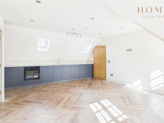 House for rent in Broome Manor, Swindon
