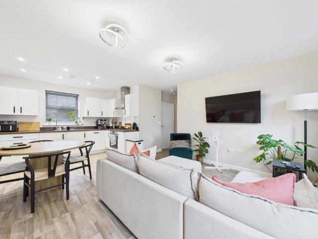 House for rent in Kings Barton, Gloucester