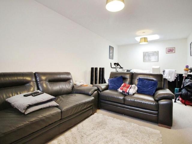 House for rent in Rodbourne, Swindon