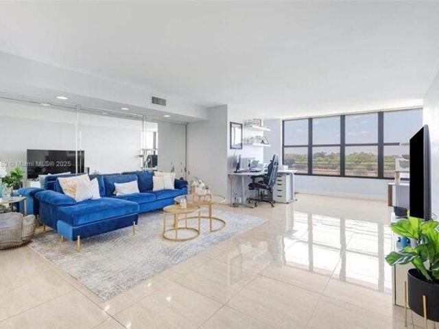 Condo for sale in Coconut Creek Condo for sale in Coconut Creek