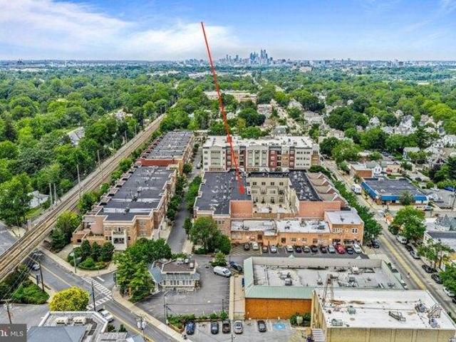 Condo for sale in Collingswood