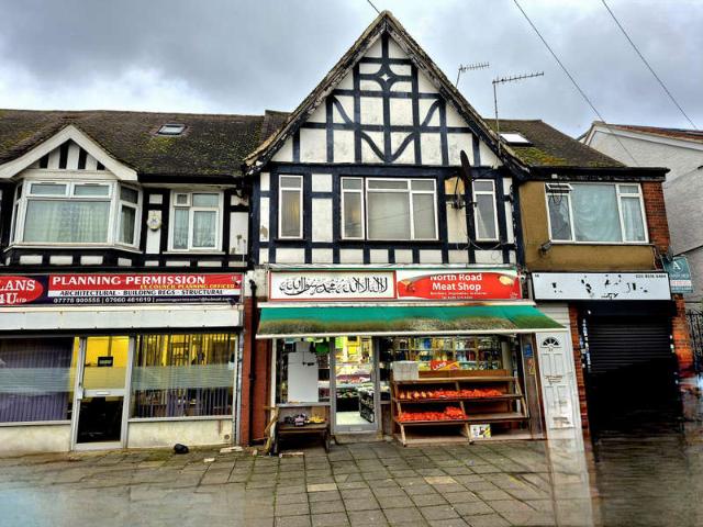 Commercial for sale in London Borough of Ealing, Greenford