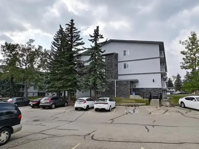 Condo for rent in Northwest, Alberta