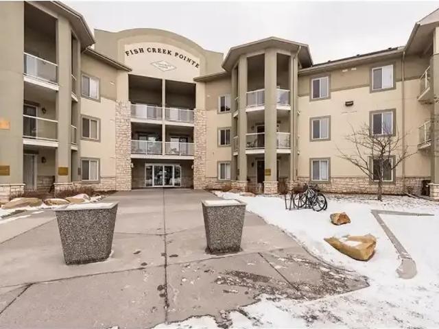 Condo for rent in Northwest, Alberta