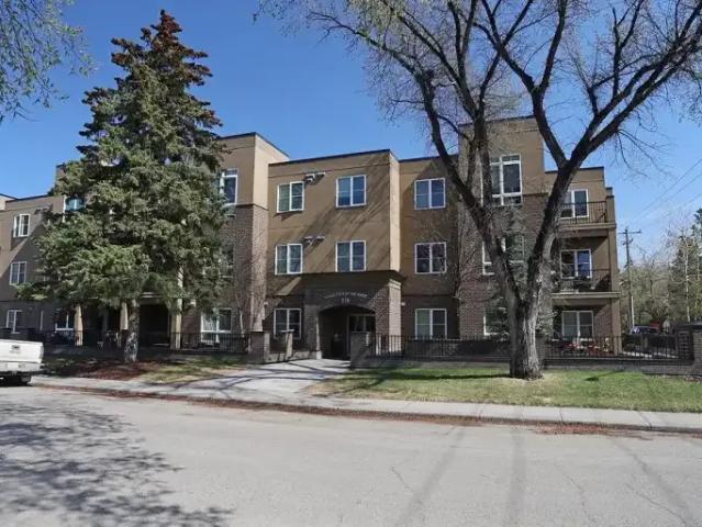 Condo for rent in Northwest, Alberta