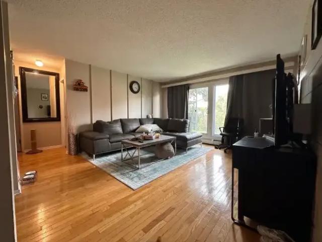 Condo for rent in Lower Mount Royal, Calgary