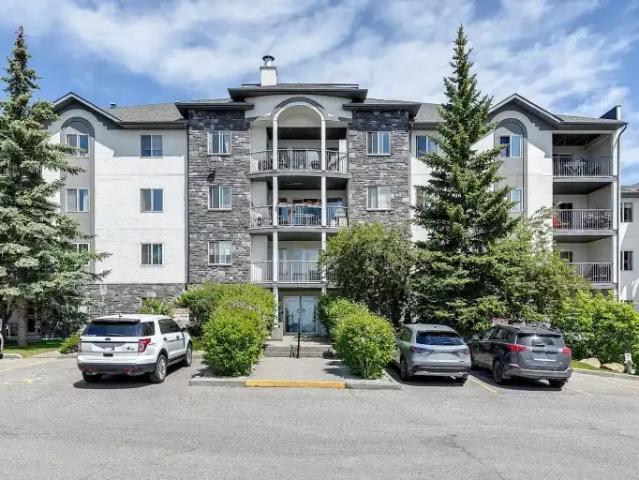 Condo for rent in Northwest, Alberta