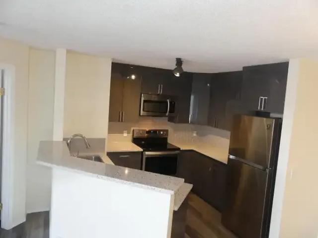 Condo for rent in Somerset, Calgary