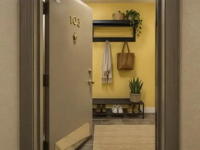 Condo for rent in Sunalta, Calgary