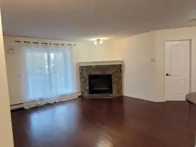 Condo for rent in Signal Hill, Calgary