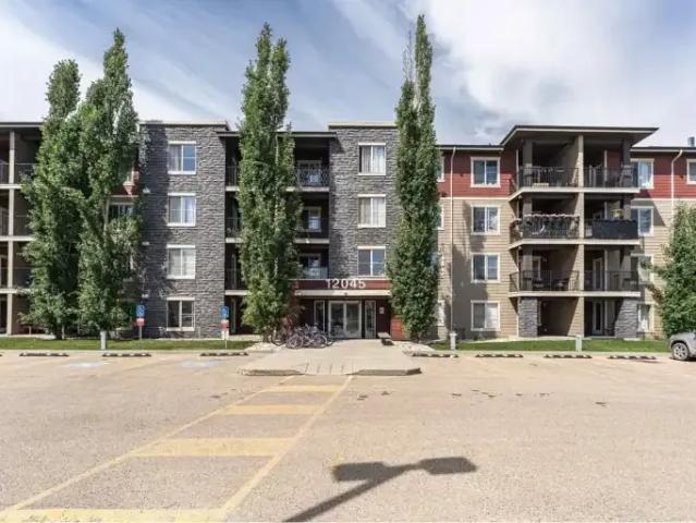 Condo for rent in Wedgewood, Alberta