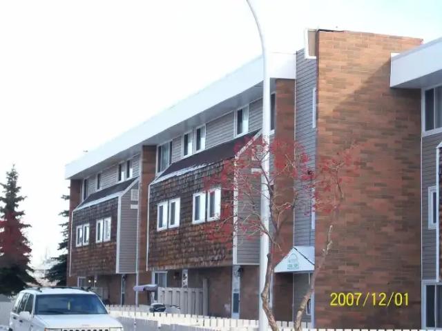 Condo for rent in Wedgewood, Alberta