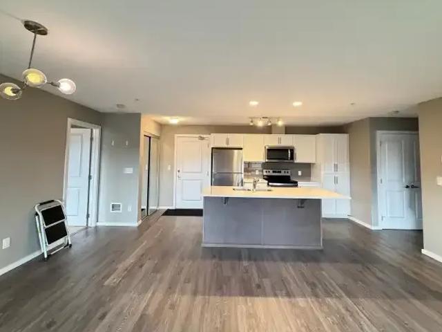 Condo for rent in Wedgewood, Alberta