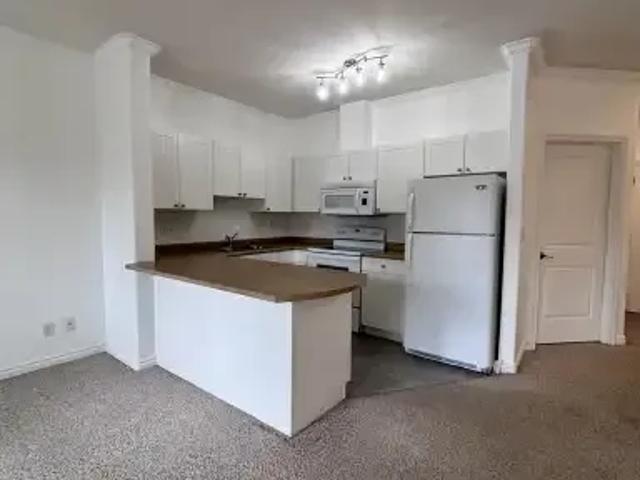 Condo for rent in Wedgewood, Alberta