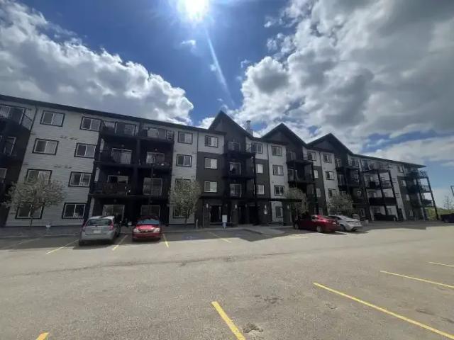 Condo for rent in Wedgewood, Alberta