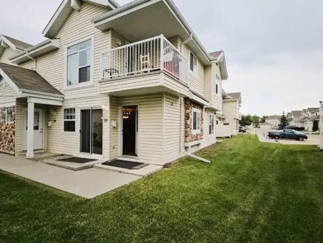 Condo for rent in Wedgewood, Alberta