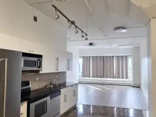 Condo for rent in Wedgewood, Alberta