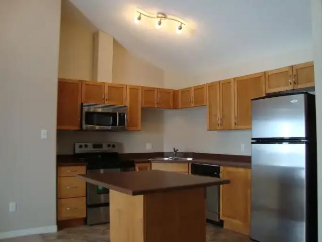 Condo for rent in Clareview Business Park, Edmonton