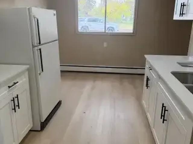 Condo for rent in Mill Creek South, Edmonton