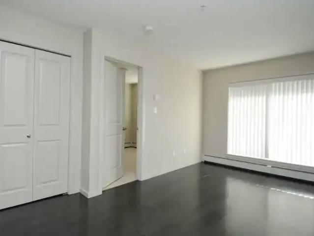 Condo for rent in Windermere Neighbourhood, Edmonton