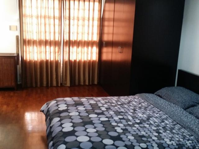 Condominium for rent in Orchard