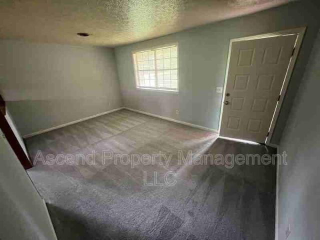 Condo for rent in Dickson
