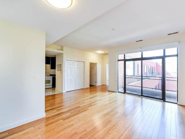 Condo for rent in Virginia