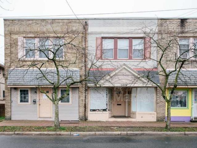 Condo for rent in Collingswood, New Jersey