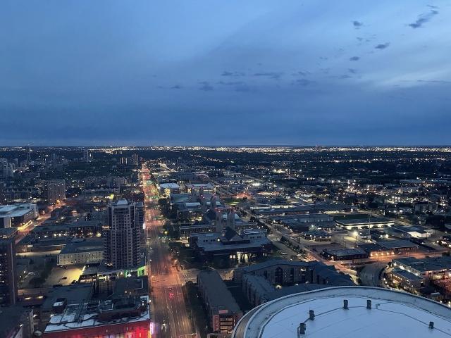 Condo for rent in Edmonton, Wedgewood