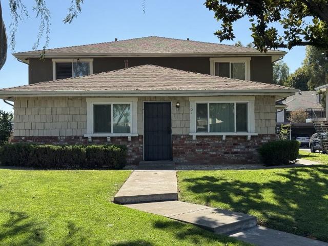 Condo for rent in Upland, California
