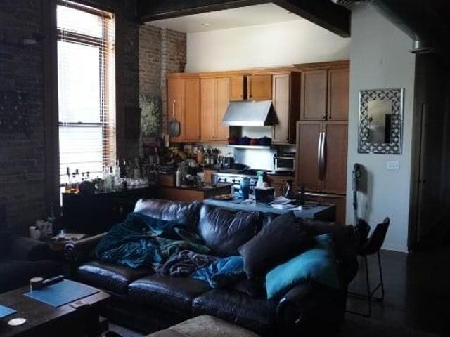 Condo for rent in Chicago Park, Illinois