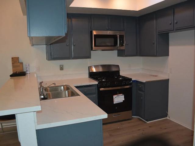 Condo for rent in Canoga Park, California