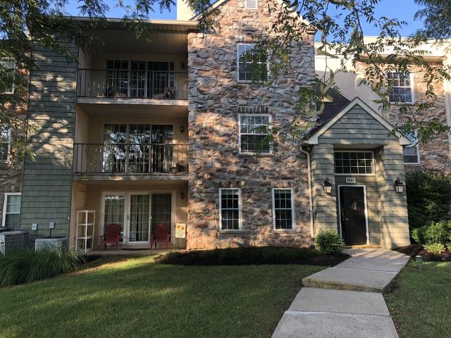 Condo for rent in Eagleville