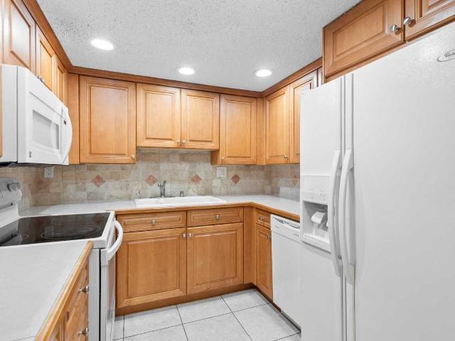 Condo for rent in Coral Springs, Florida