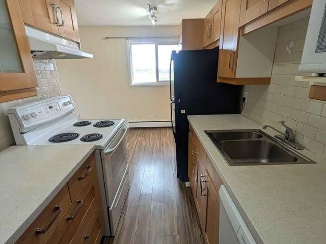 Condo for rent in Edmonton, Wedgewood