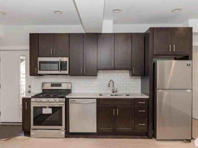 Condo for rent in Chicago Park, Illinois