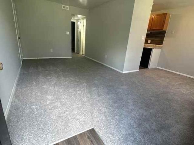 Condo for rent in Virginia
