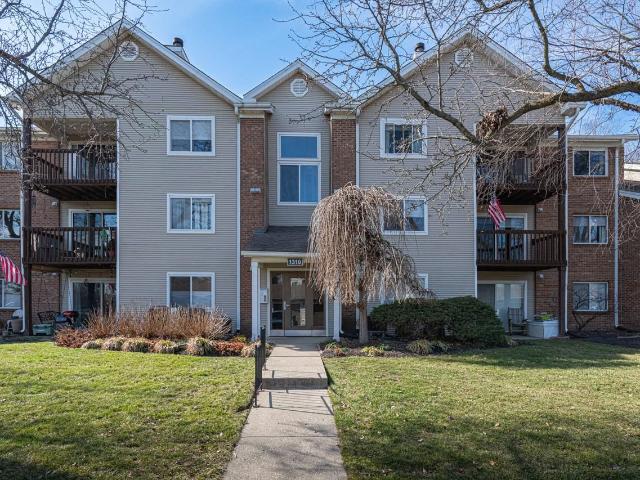 Condo for rent in Centerville