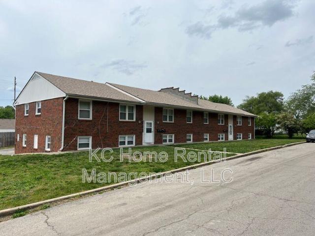 Condo for rent in Grandview
