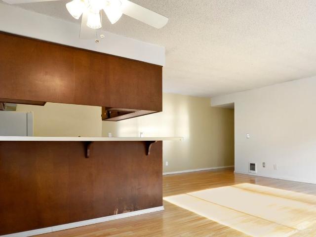 Condo for rent in Renton