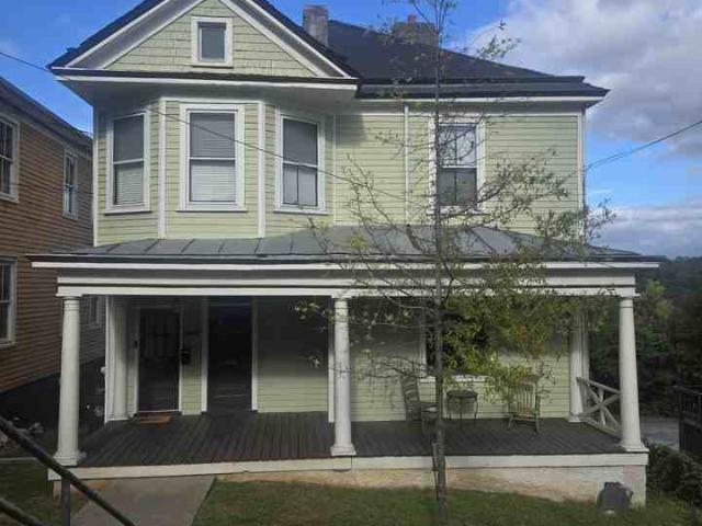 Condo for rent in Virginia