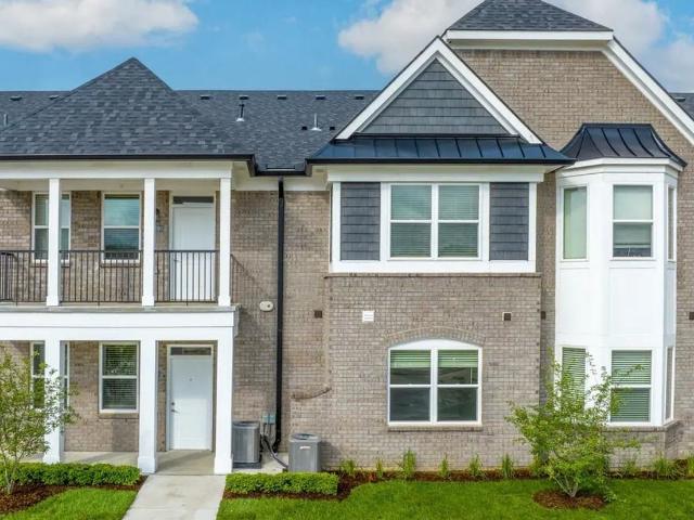 Condo for rent in Utica, Michigan