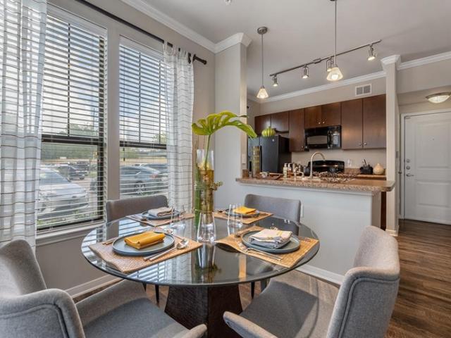 Condo for rent in Texas