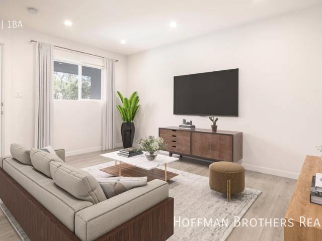 Condo for rent in Canoga Park, California