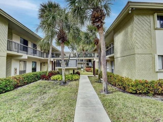 Condo for rent in Boca Raton, Florida